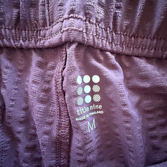 Title nine Slaycation Straight Leg Pants Size medium plum Polaris quick dry - Picture 4 of 8